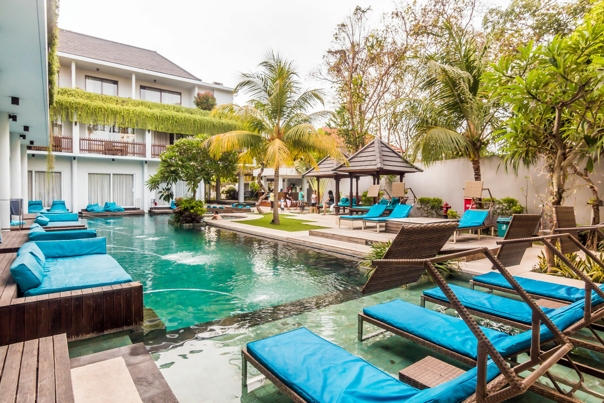 Zen Rooms Legian Corner Кута Экстерьер фото